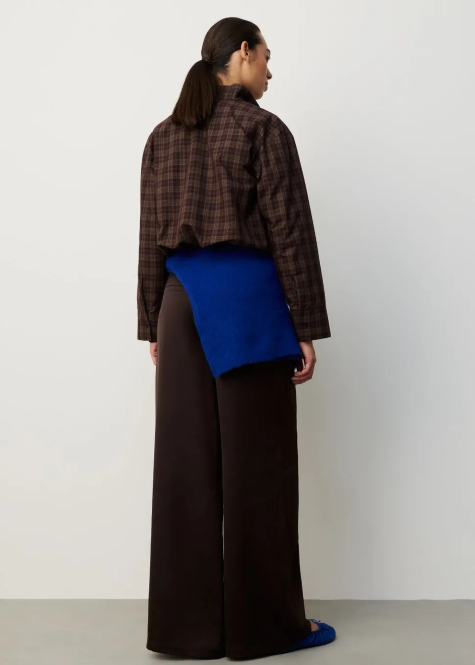 Funnel blouse