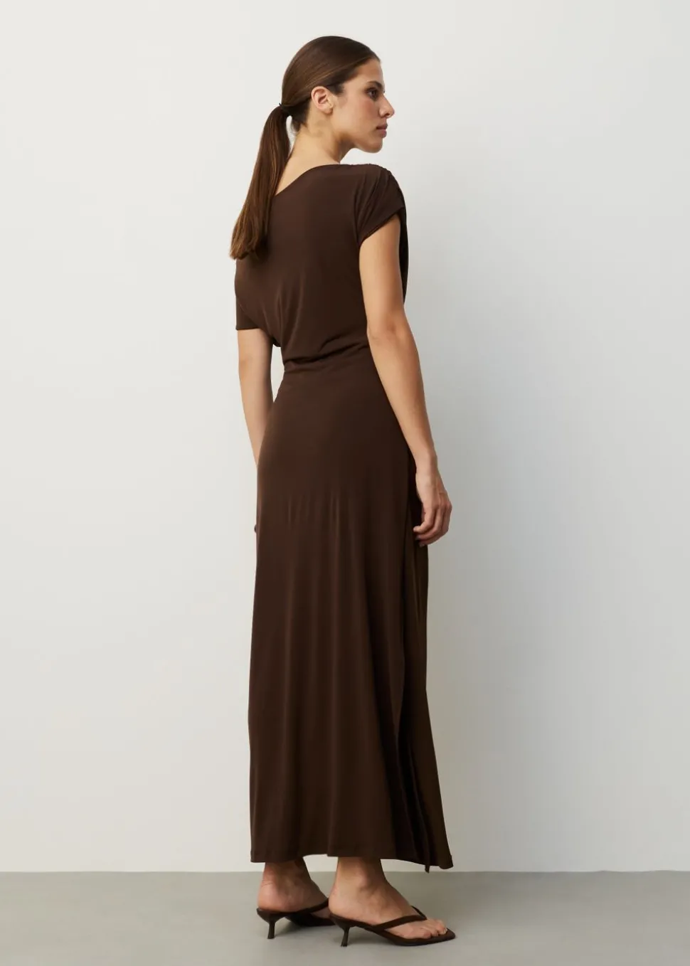 Gedrapeerde maxi jurk