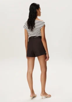 Gestreepte off-shoulder t-shirt