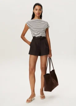 Gestreepte off-shoulder t-shirt