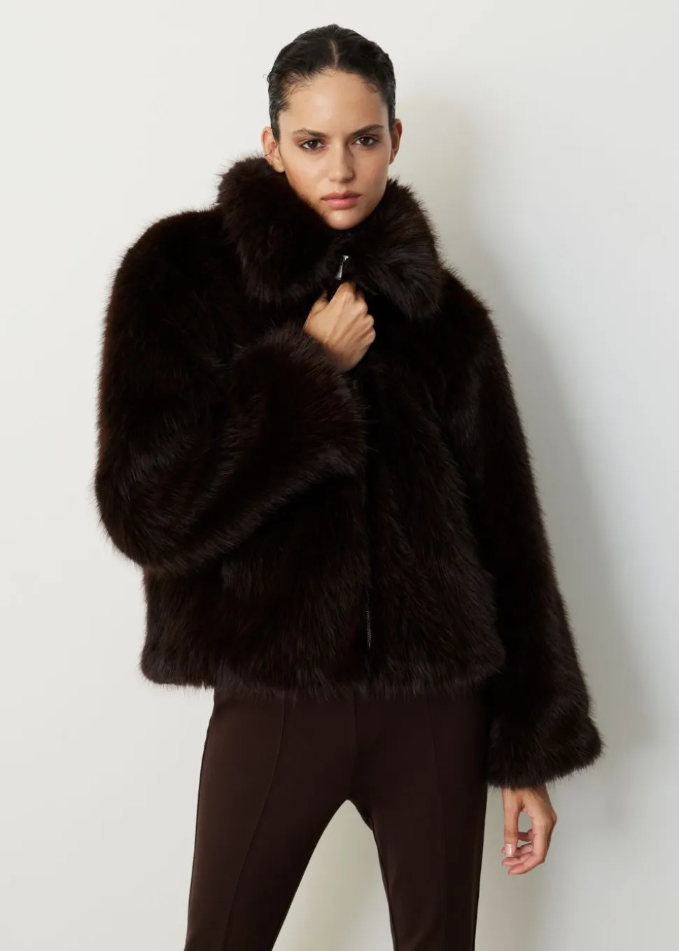 Korte faux fur jas