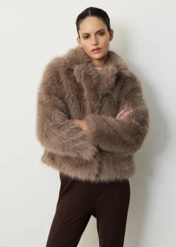 Korte faux fur jas