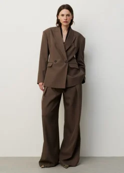 Oversized double-breasted blazer