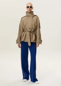 Oversized trenchcoat