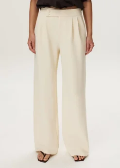 Pantalon met knopen