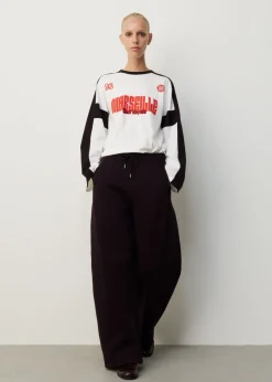 Sporty longsleeve t-shirt