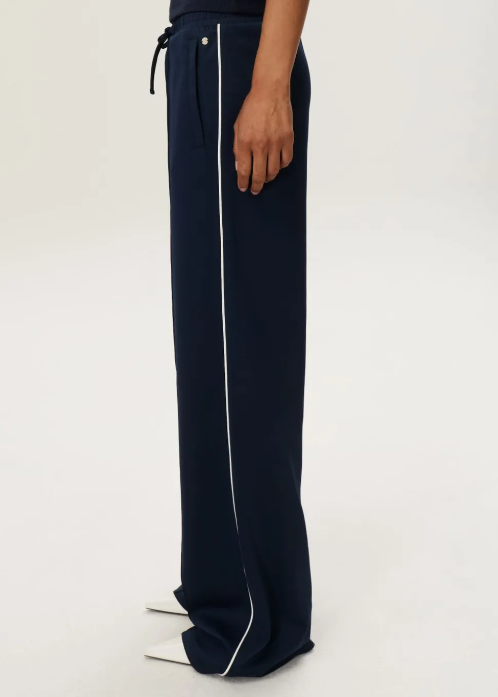 Sporty piping broek
